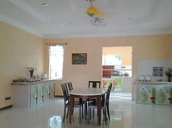 Apartment Kapal Terbang Guest House Langkawi